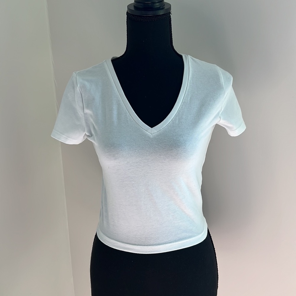 Medium White Wild Fable crop top. Worn once